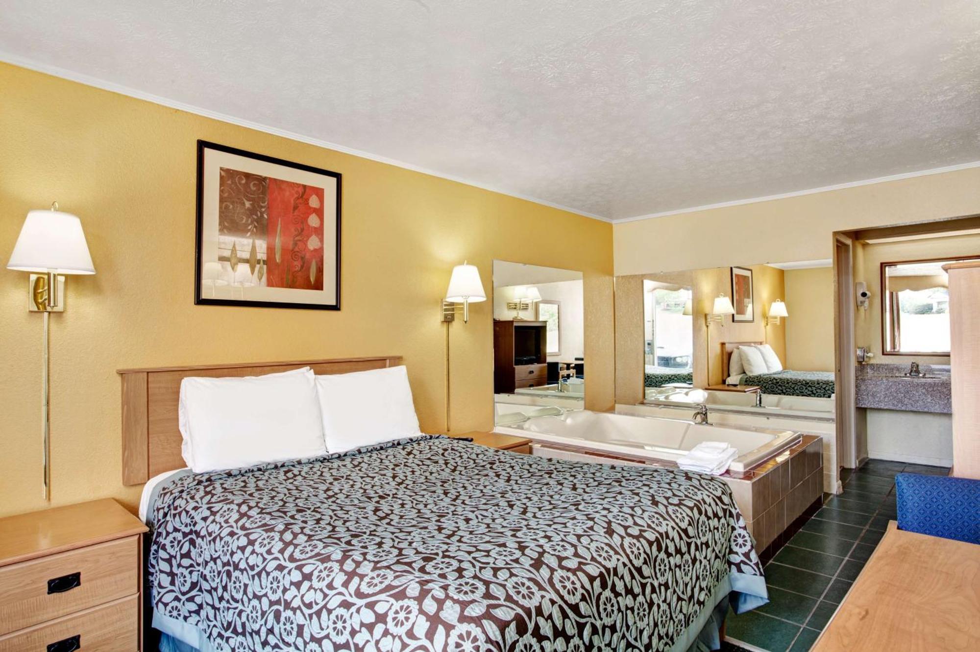 Days Inn By Wyndham Knoxville West מראה חיצוני תמונה
